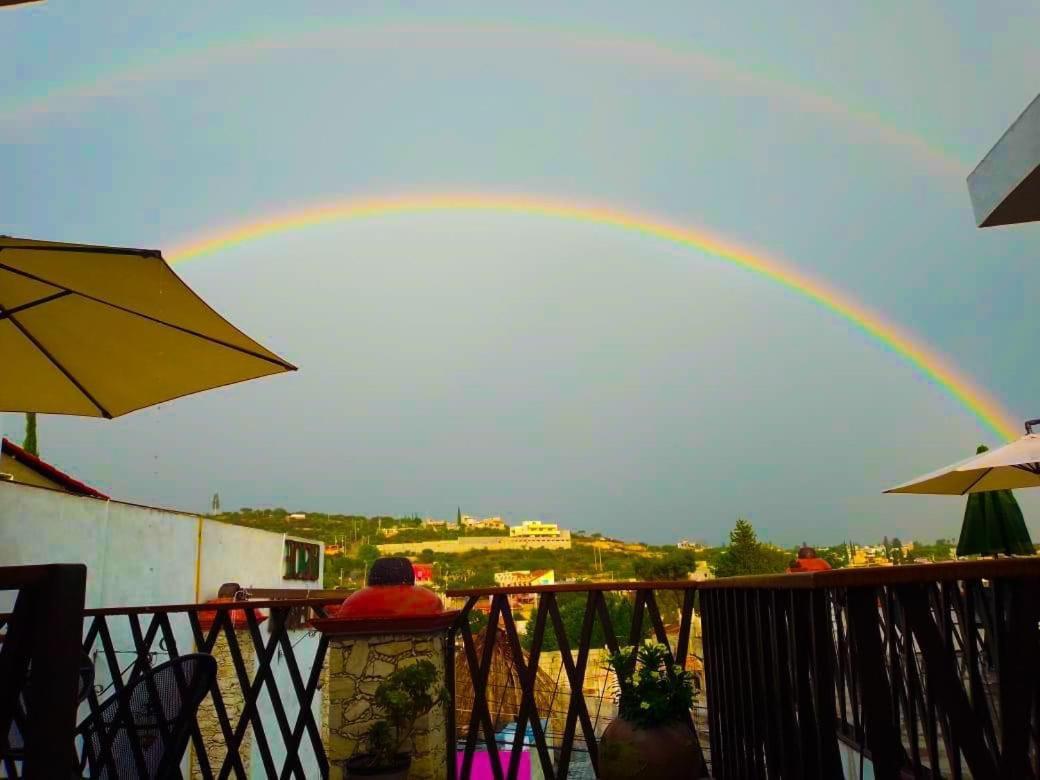Hermanos Feregrino แบร์นัล ภายนอก รูปภาพ